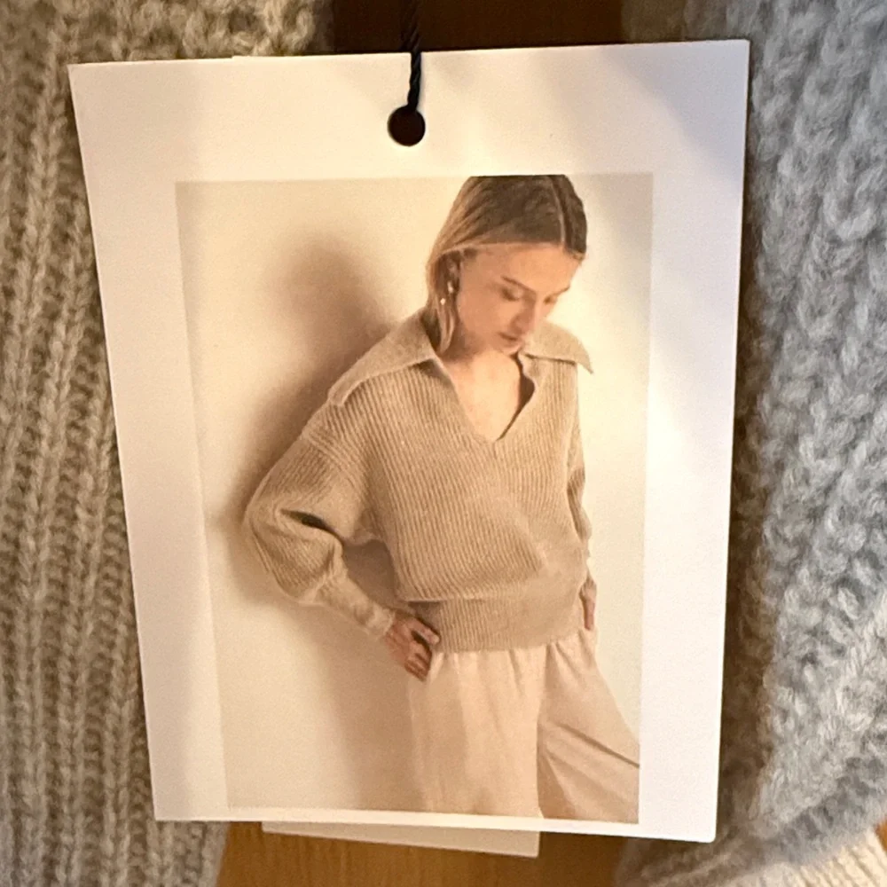 Nation LTD Ashton Pullover Moonbeam Heather Grey Color Merino Wool Size Small - Picture 8 of 10